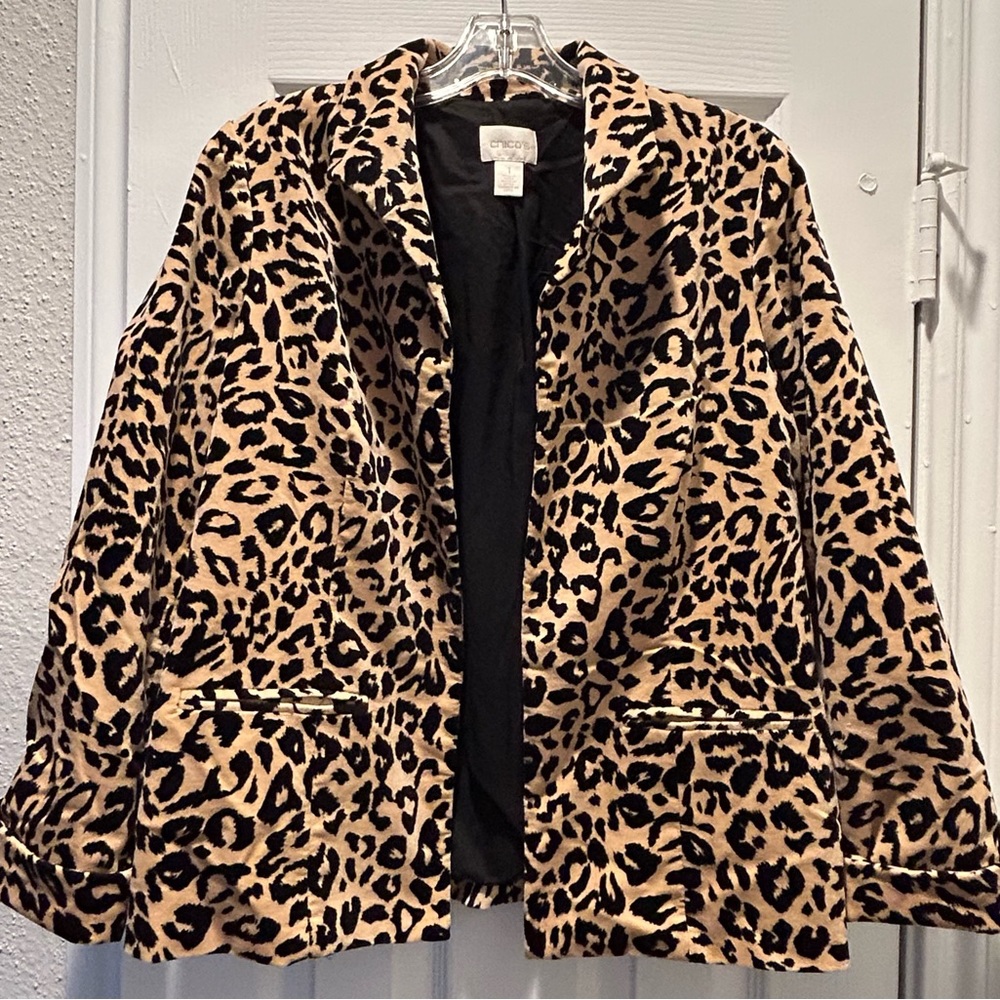 Chico’s Animal Print Jacket sz 1 (8/M)